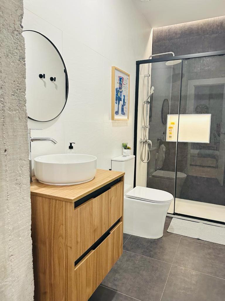 Alhondiga City Center By Sleep In Bilbao Exteriör bild