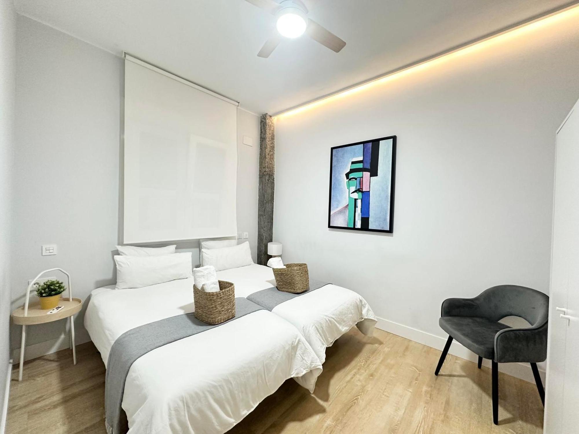 Alhondiga City Center By Sleep In Bilbao Exteriör bild
