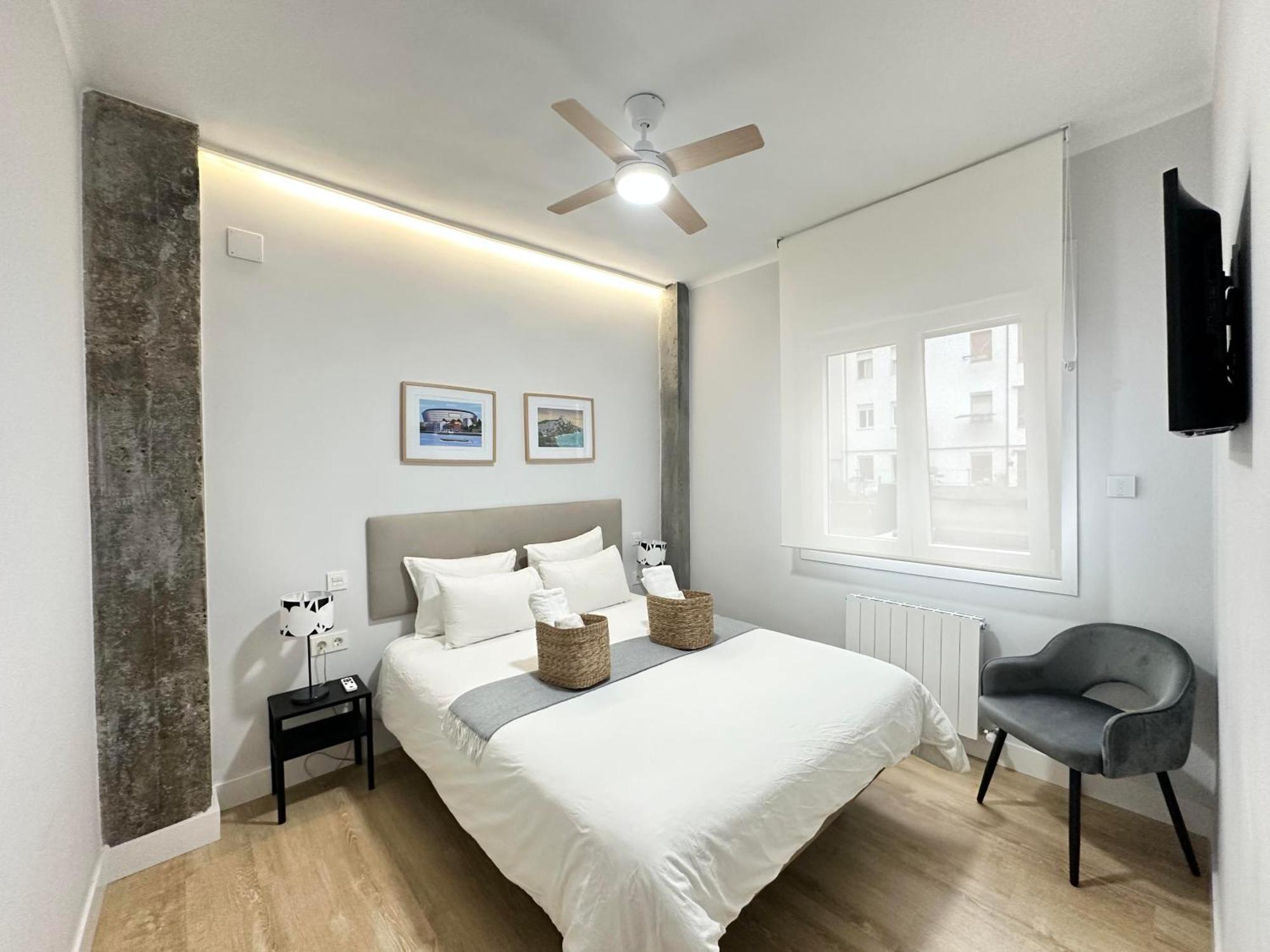 Alhondiga City Center By Sleep In Bilbao Exteriör bild